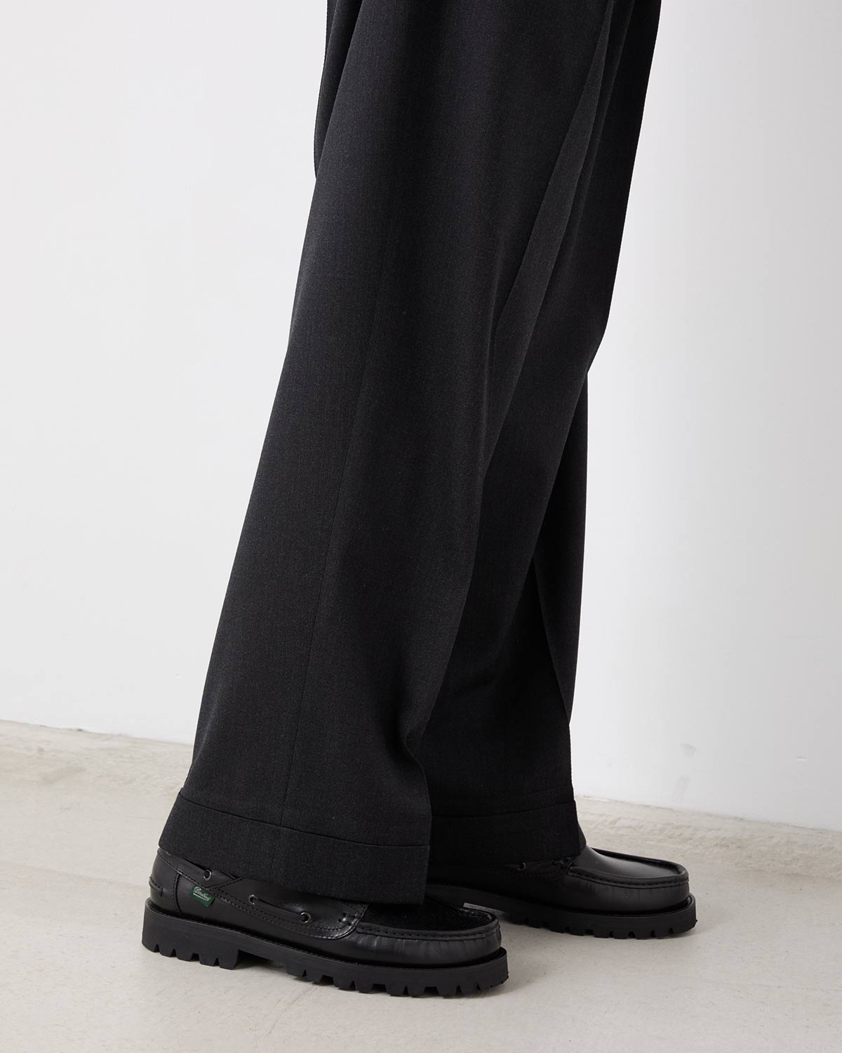 WOOL WIDE TAPERED TROUSERS