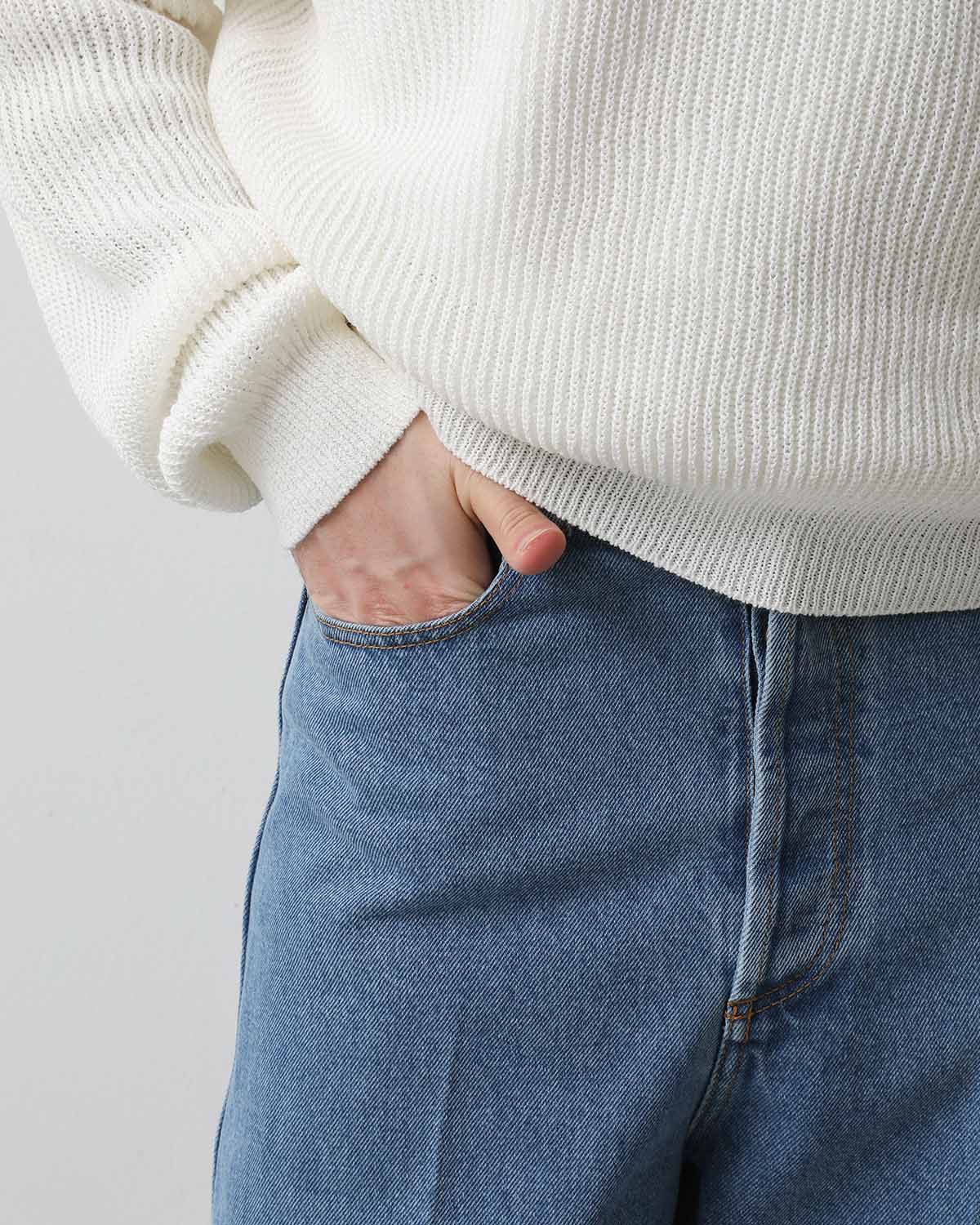 BLEACHED DENIM HIGH- WAISTED JEANS