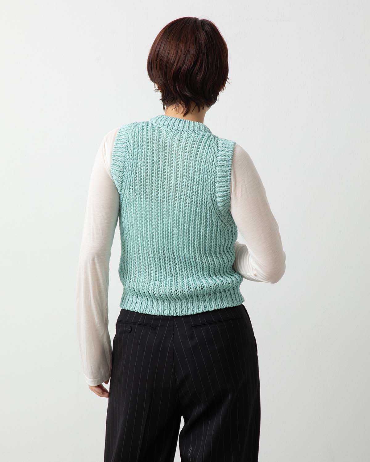 MESH KNIT VEST