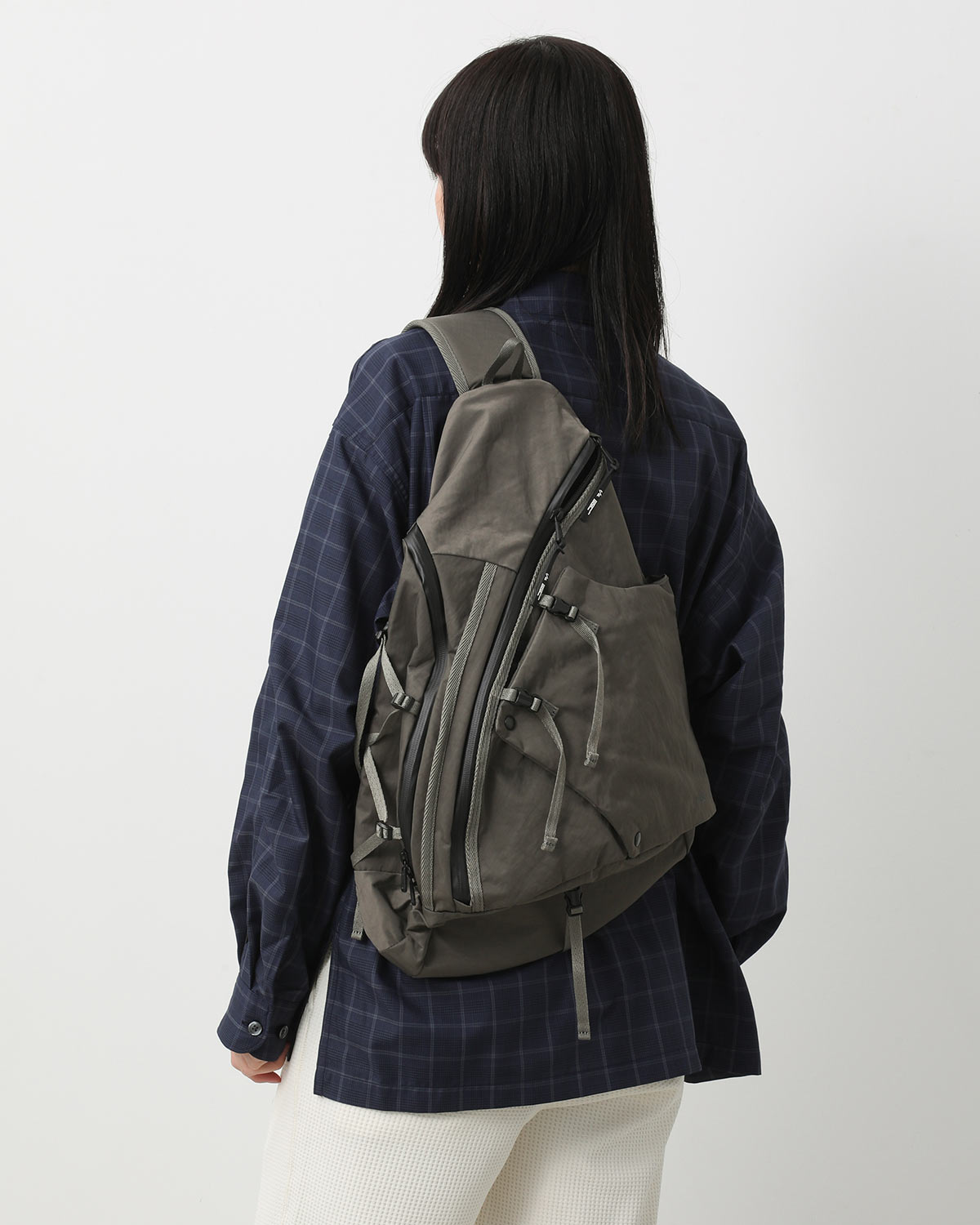 TEXTURED TWILL 3 POINTS SLINGER BAG