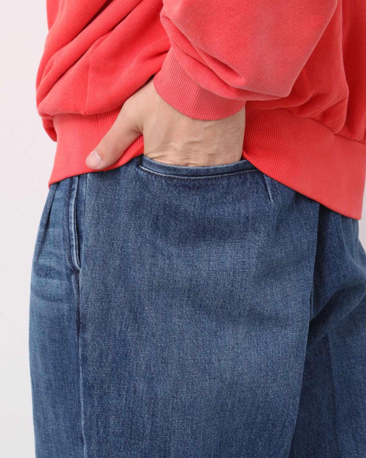 TWO TUCK WIDE SLACKS