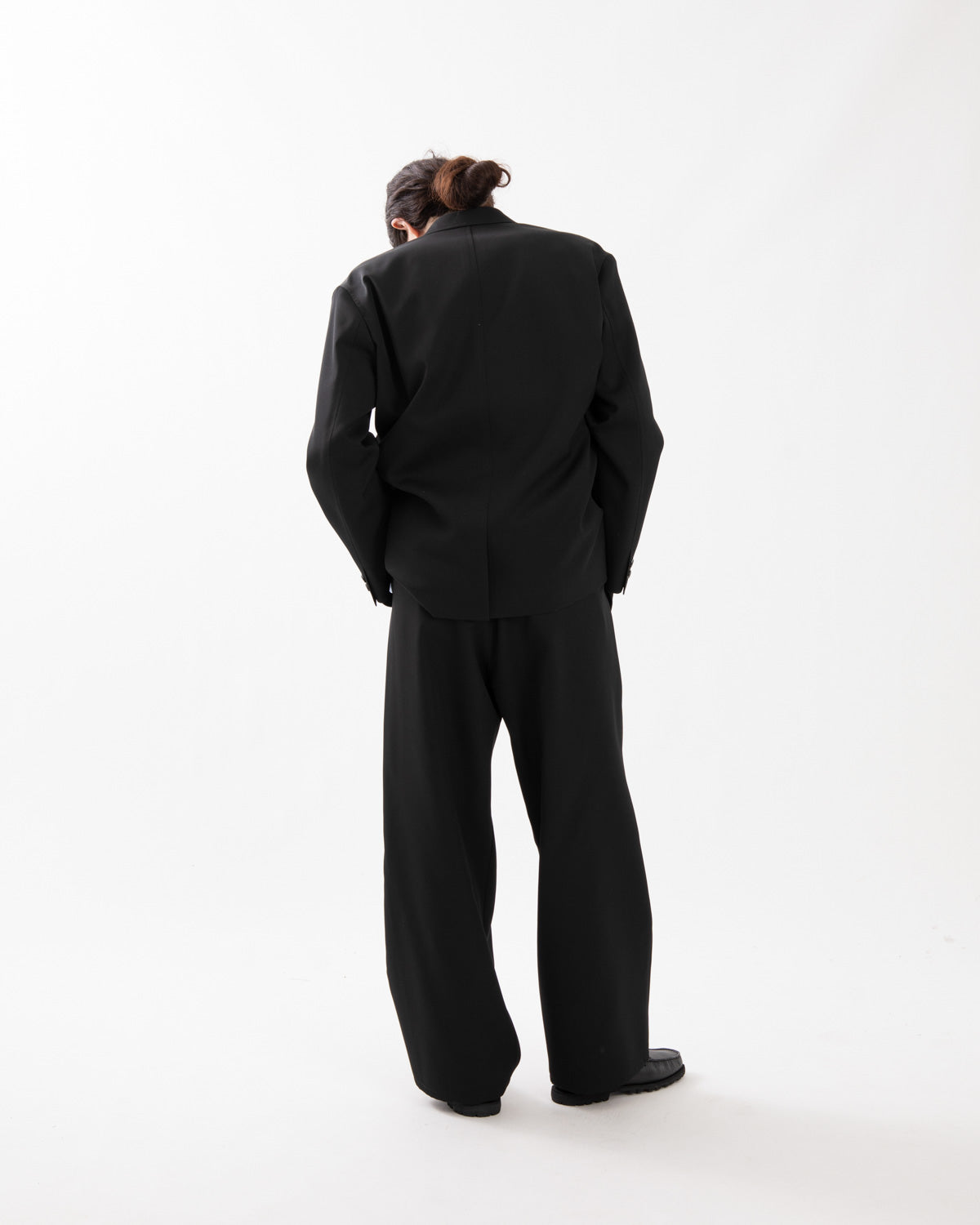 SCALE OFF WOOL WIDE CHEF PANTS