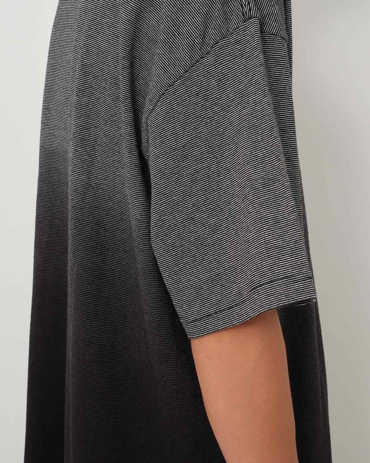 GRADIENT BORDER S/S TEE