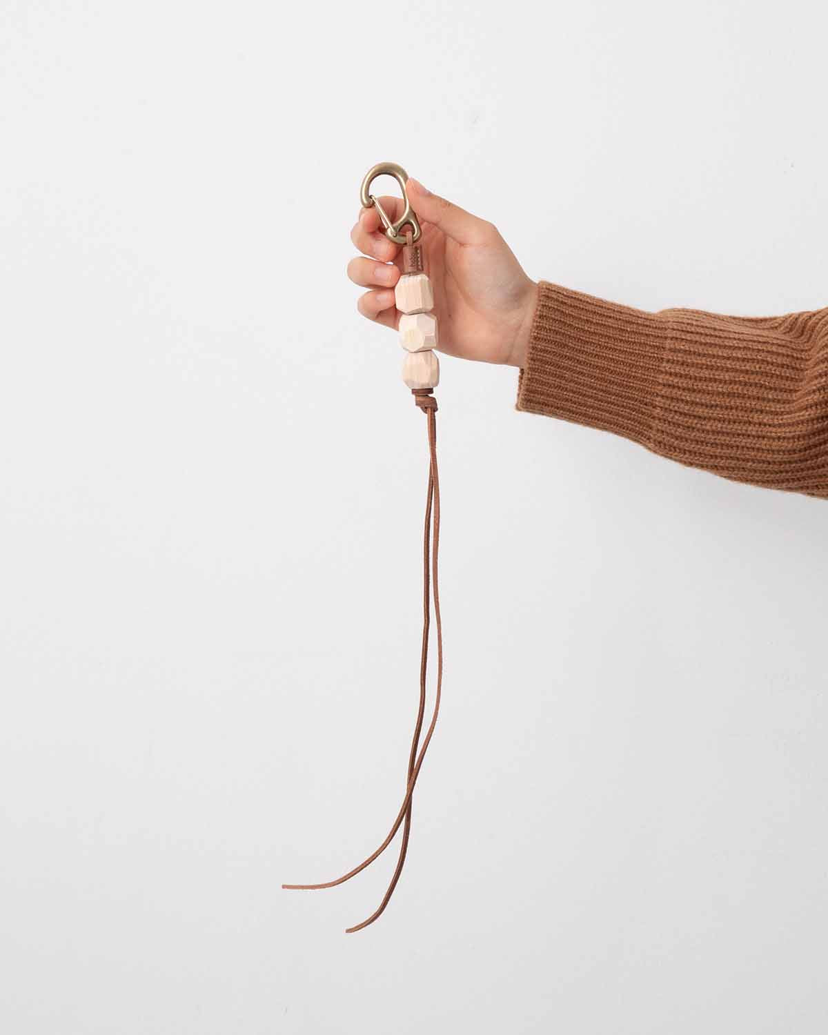 GEOMETRIC WOOD BEADS KEY RING with BRASS