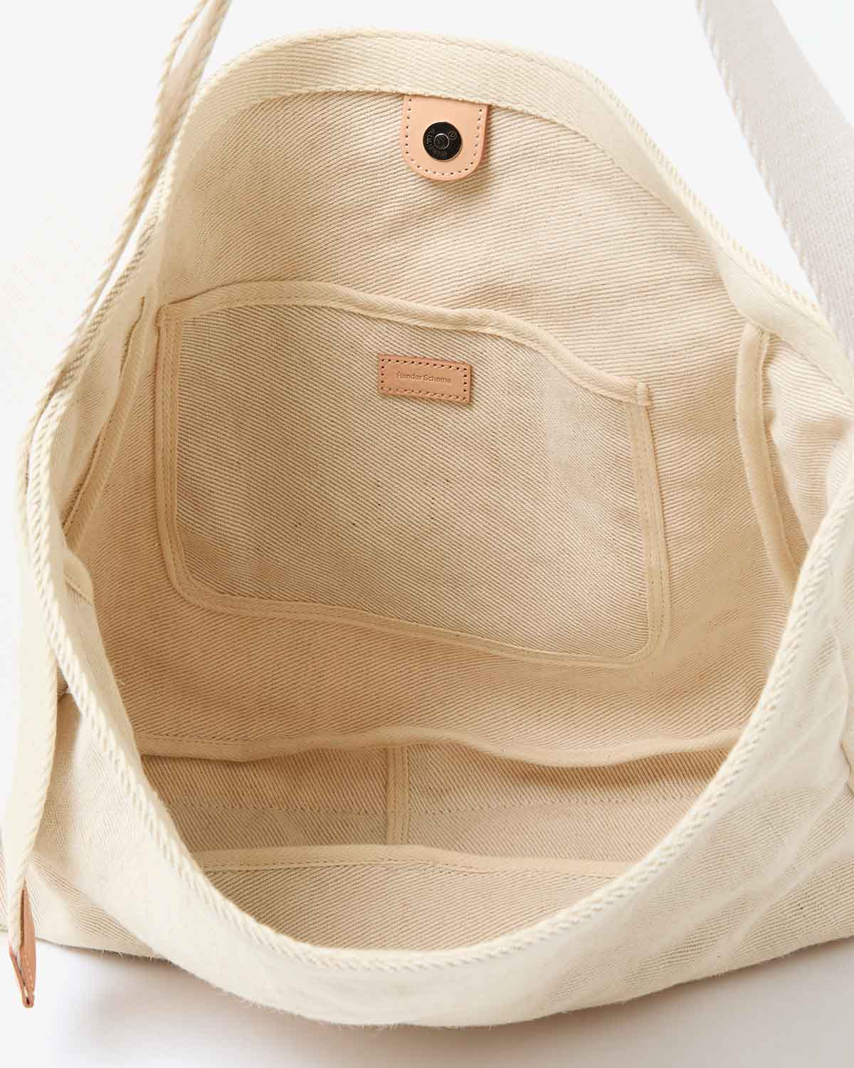 SQUARE SHOULDER BAG SMALL