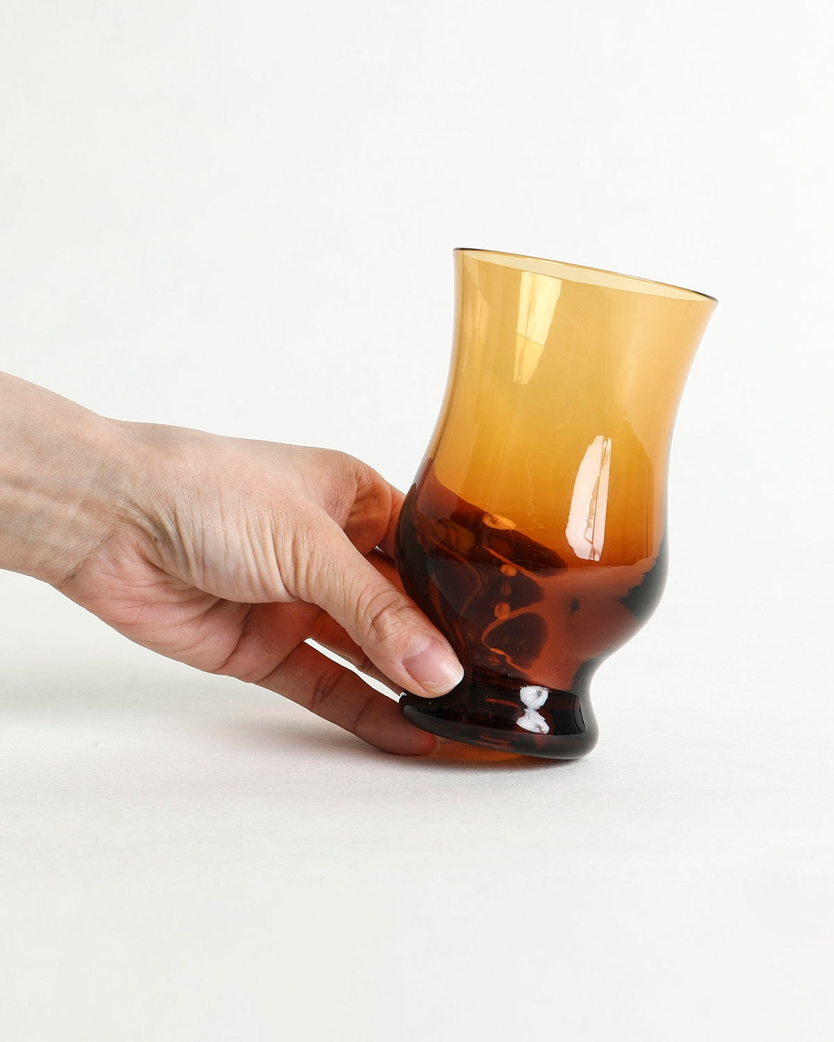 BYRON 珈琲グラス アンバー