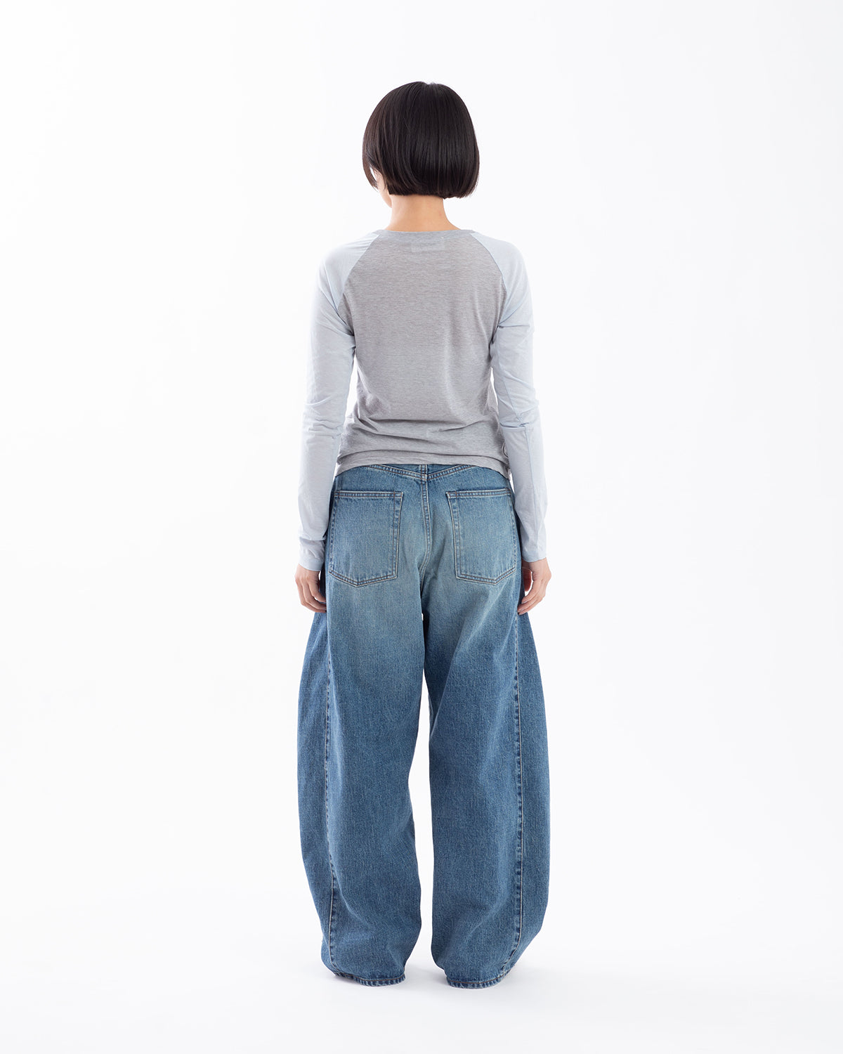 BARREL-LEG DENIM JEANS (WOMEN'S)