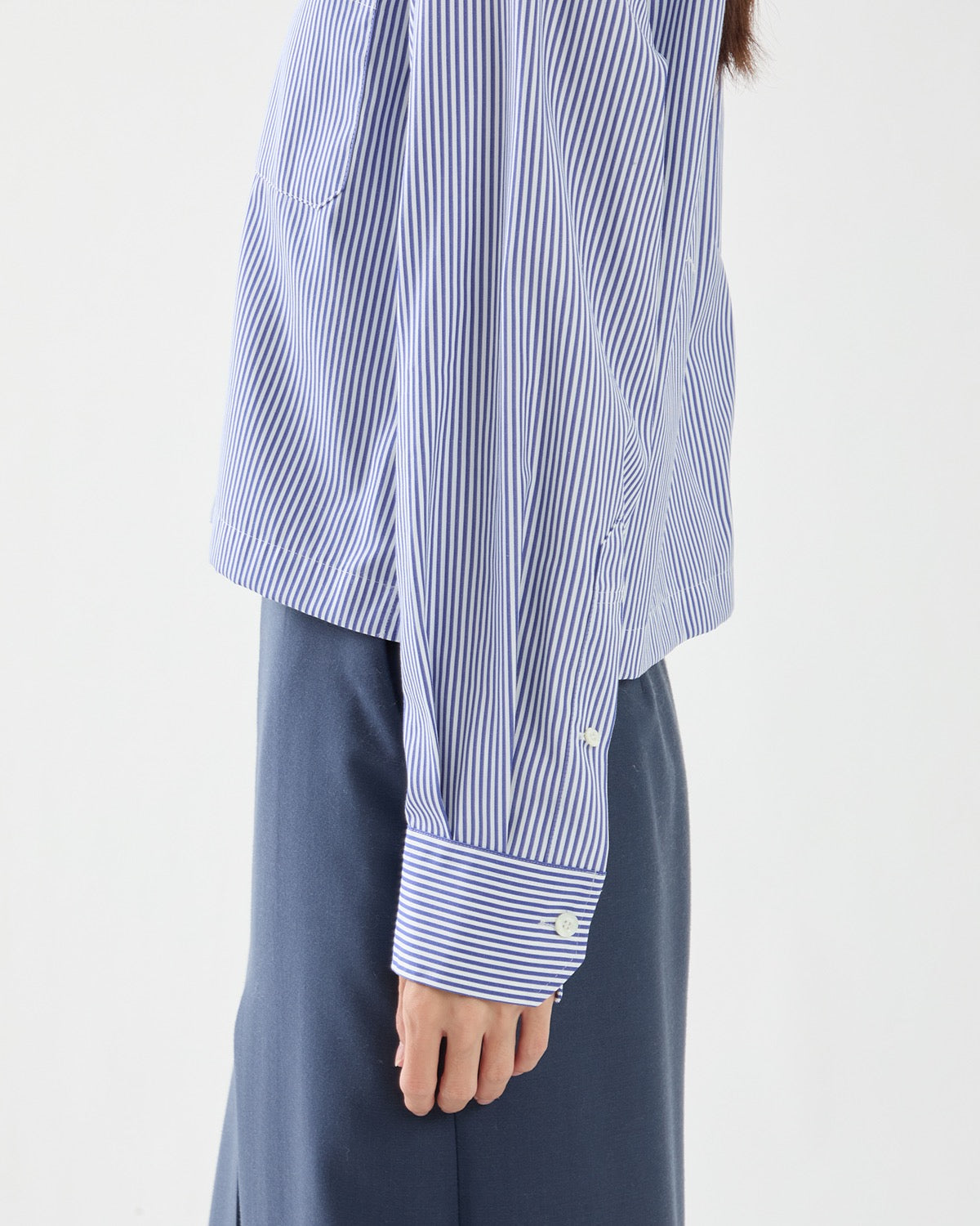 STRIPED CROPPED B.D SHIRT