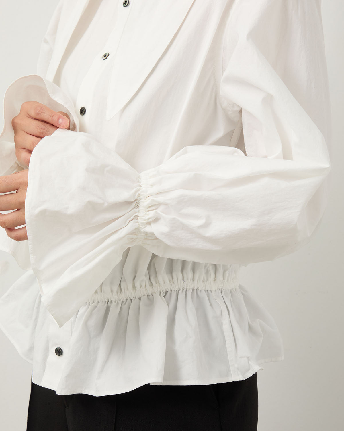 WASHED COTTON BROAD BOW TIE GATHER SHIRT