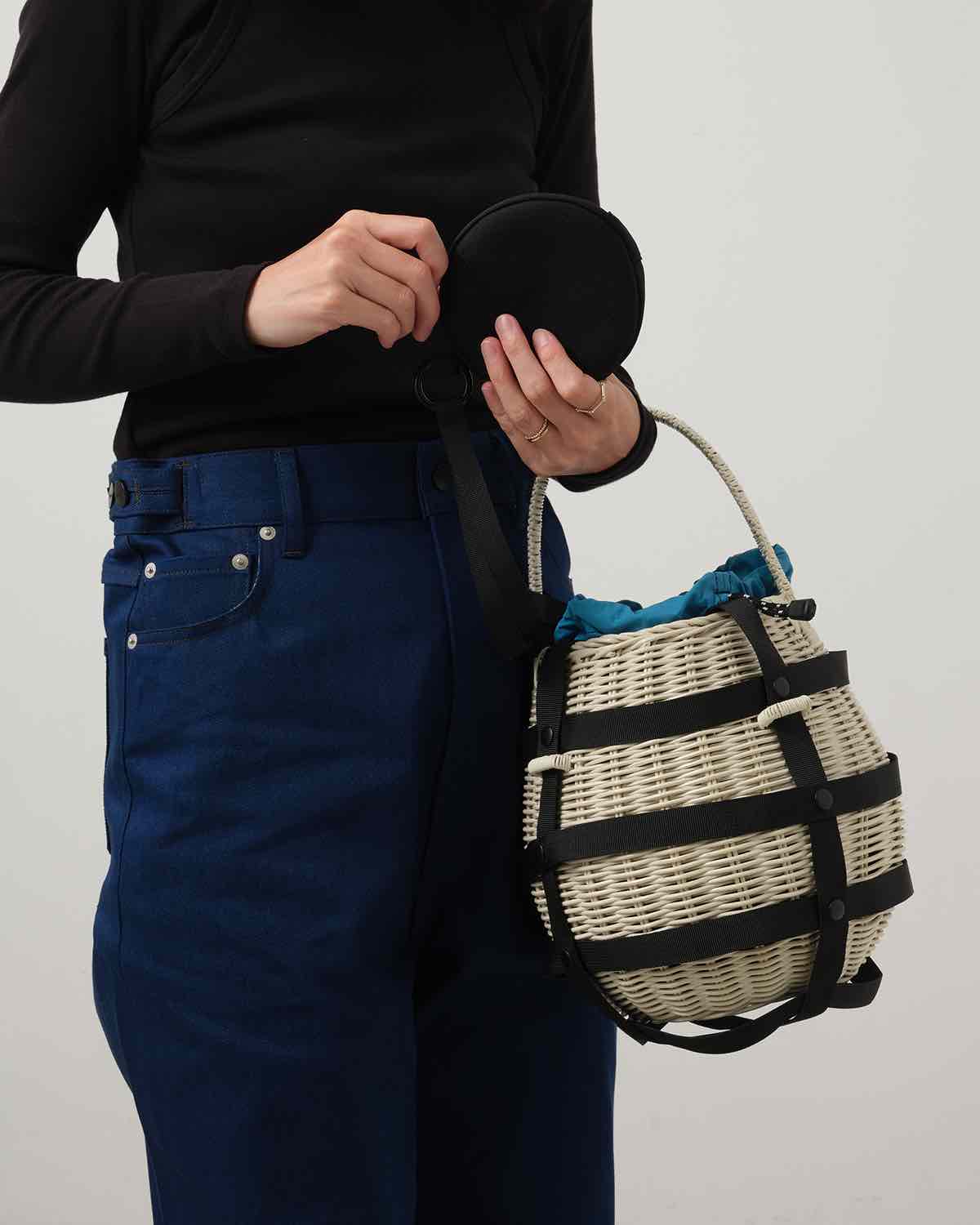 ボンバーバスケットバッグ