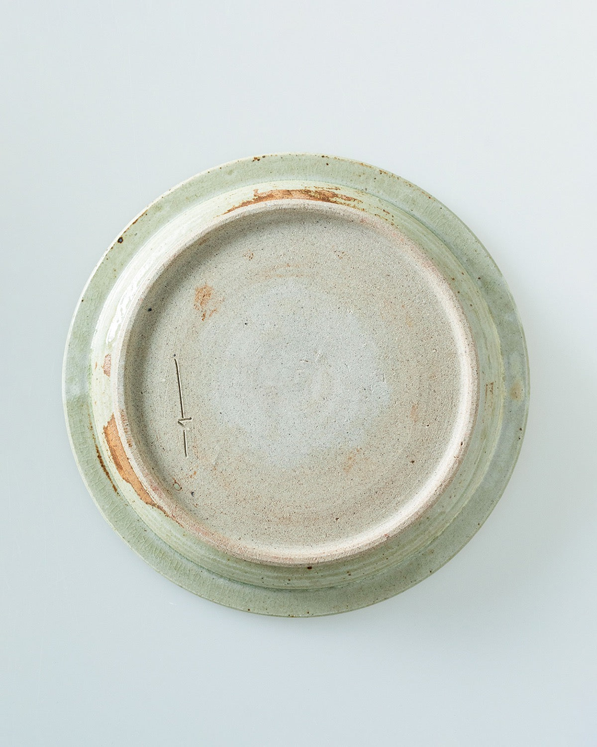 7-SUN RIM PLATE - PALE GREEN GLAZE