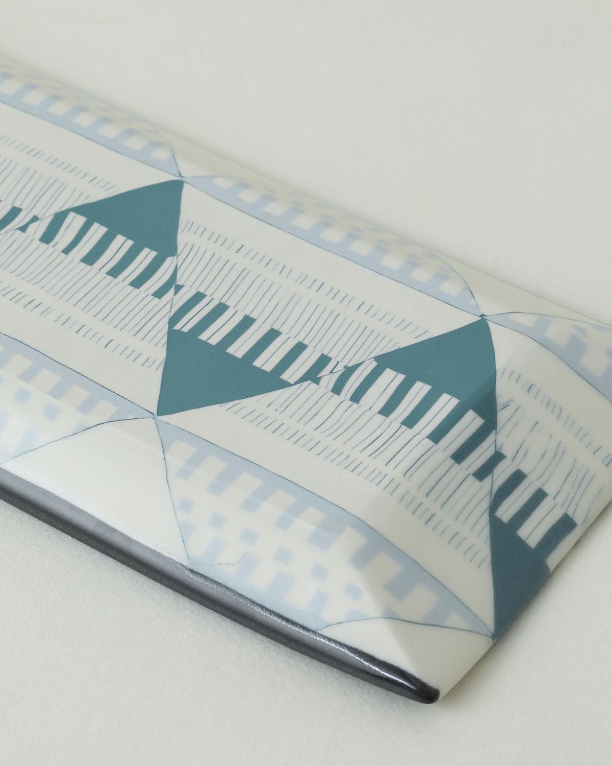 LARGE RECTANGULAR POT - BLUE HAWAII