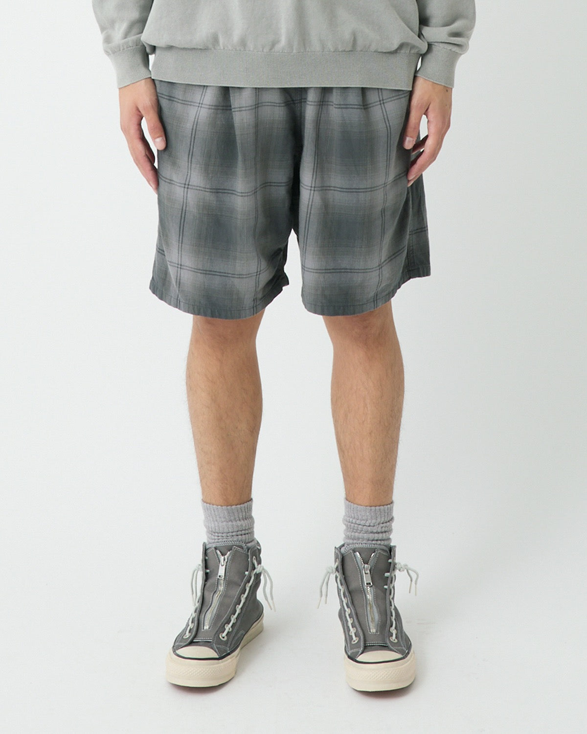 HIKER EASY SHORTS COTTON TWILL OMBRE CHECK by Rafu