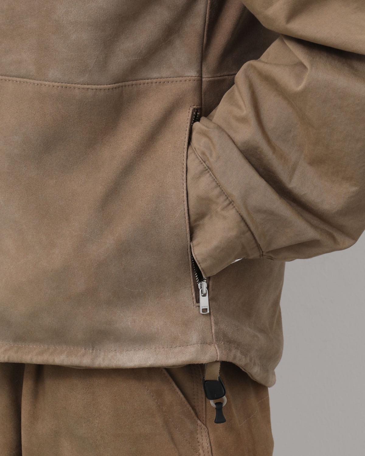 HIKER PULLOVER PUFF VEST GOAT LEATHER WITH WINDSTOPPER®