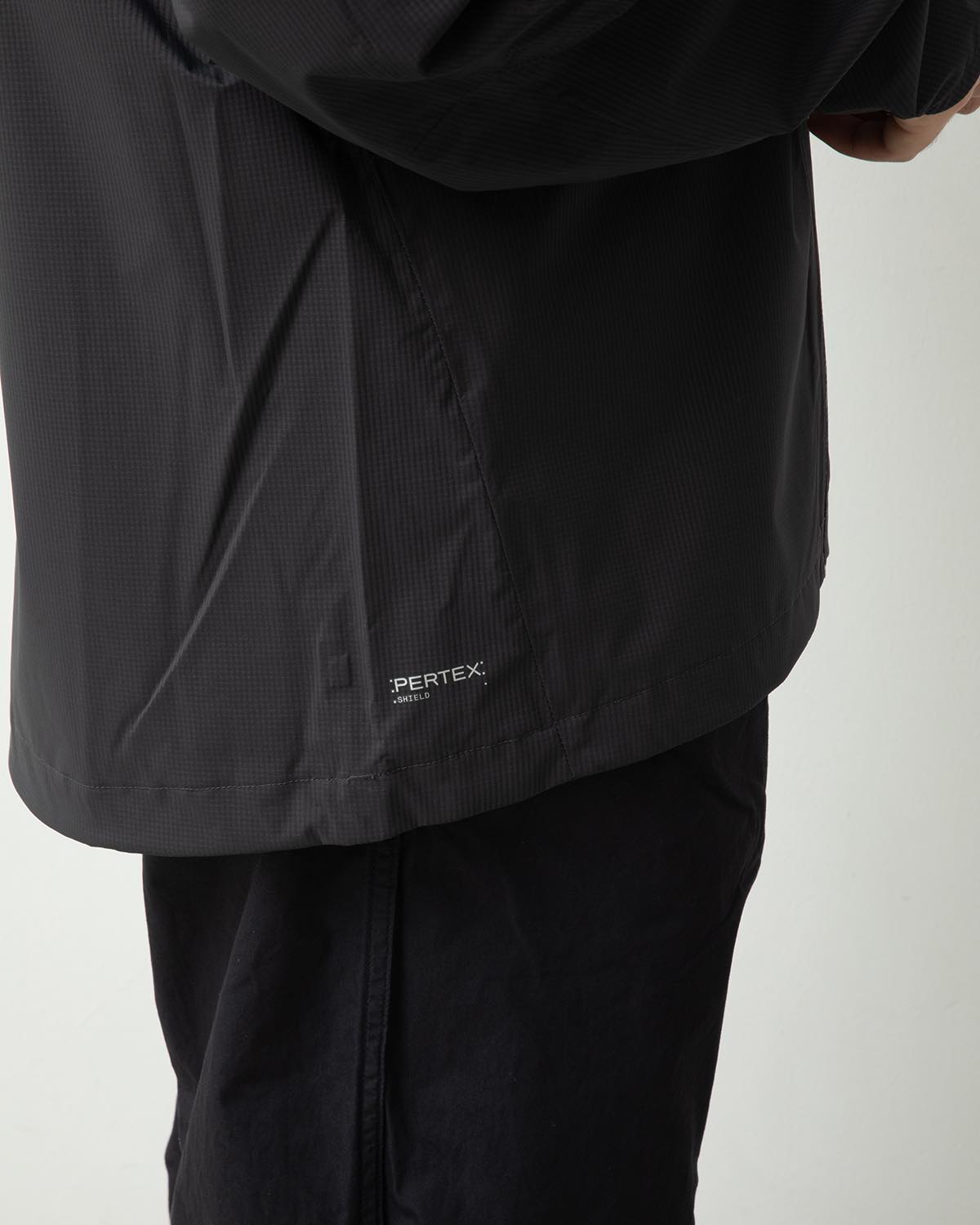 DOWNPOUR TRAIL LIGHT JACKET