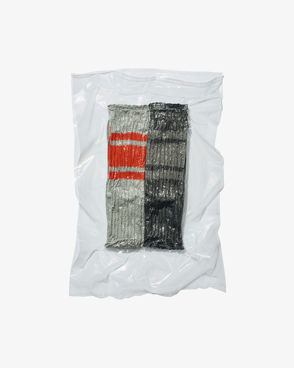 LONG LOOSE SOCKS