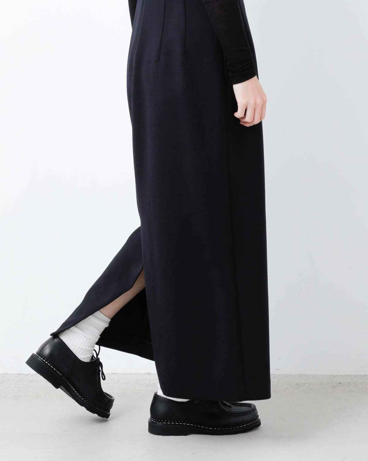 TENSE WOOL DOUBLE CLOTH SLEEVELESS DRESS