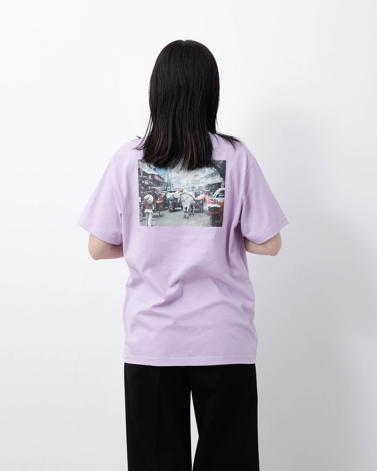 T-SHIRTS (WALL COLOR)