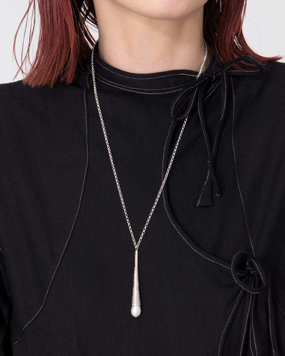 WHITE HOLE NECKLACE