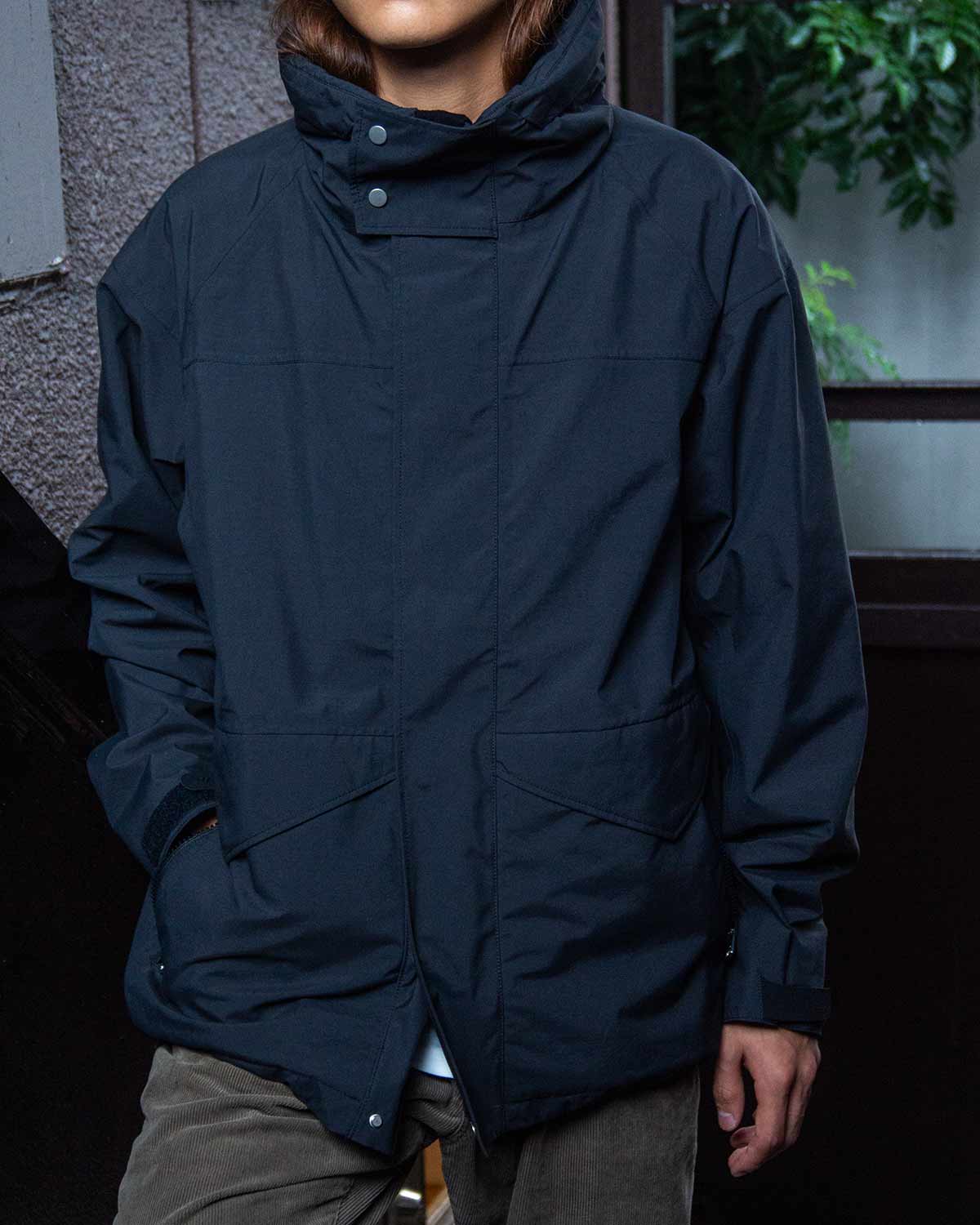 nonnativeのEXPLORER JACKET