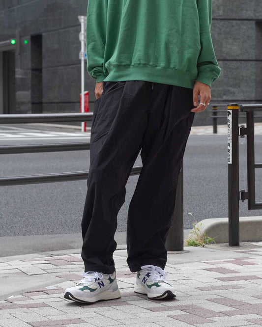 S.F.Cのイージーパンツ