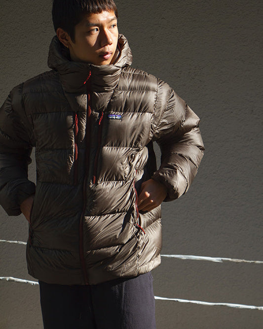patagoniaのパッカブルダウンジャケット