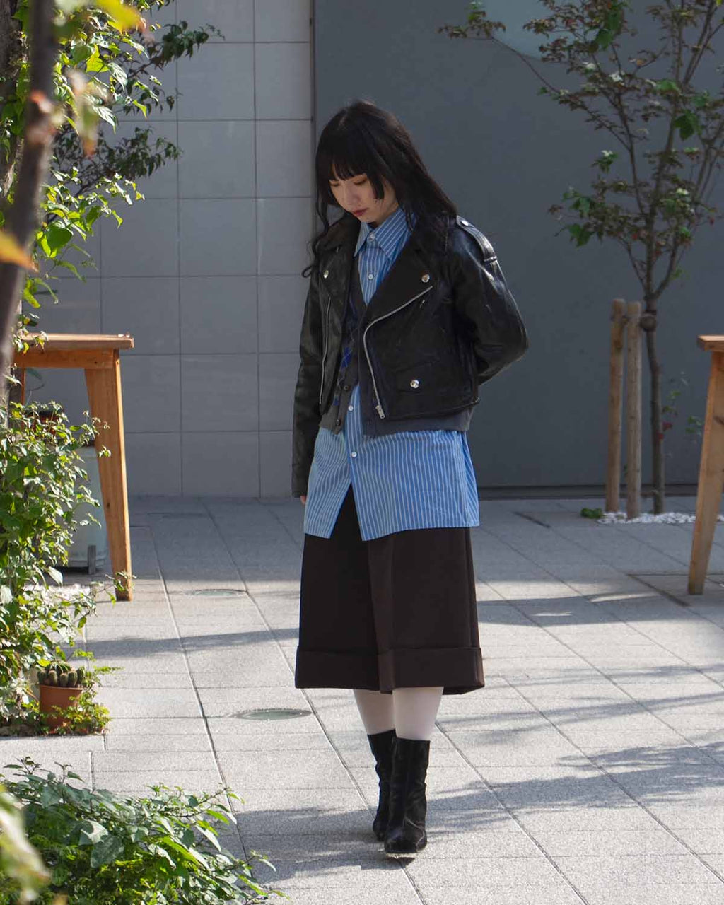 //coverchord.com/cdn/shop/articles/251214-WOMEN-STYLE_A_1200_1500_500x.jpg?v=1765676727