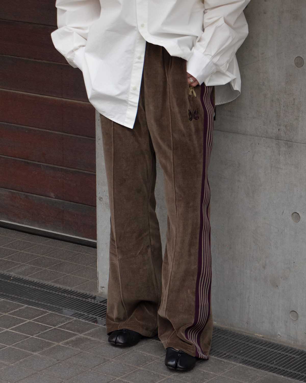 NeedlesのVELOUR BOOT-CUT TRACK PANT