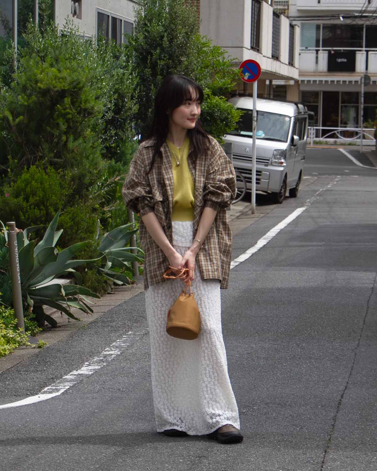 WOMEN'S LOOKS 2026-4-22