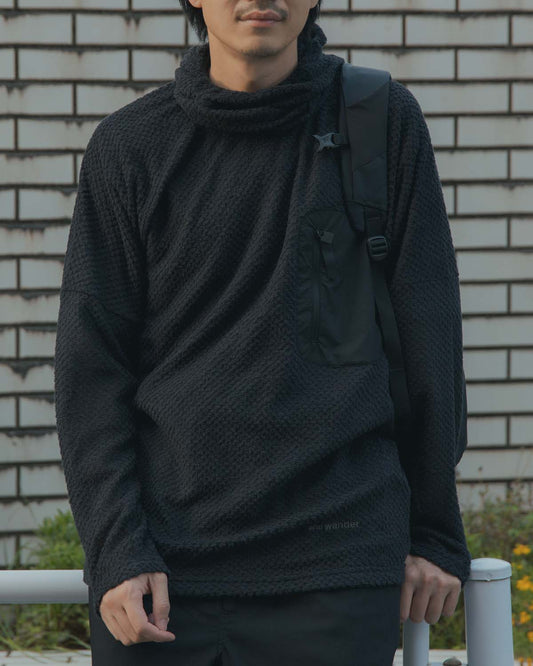 and wanderのAIR FLEECE HOODIE 2