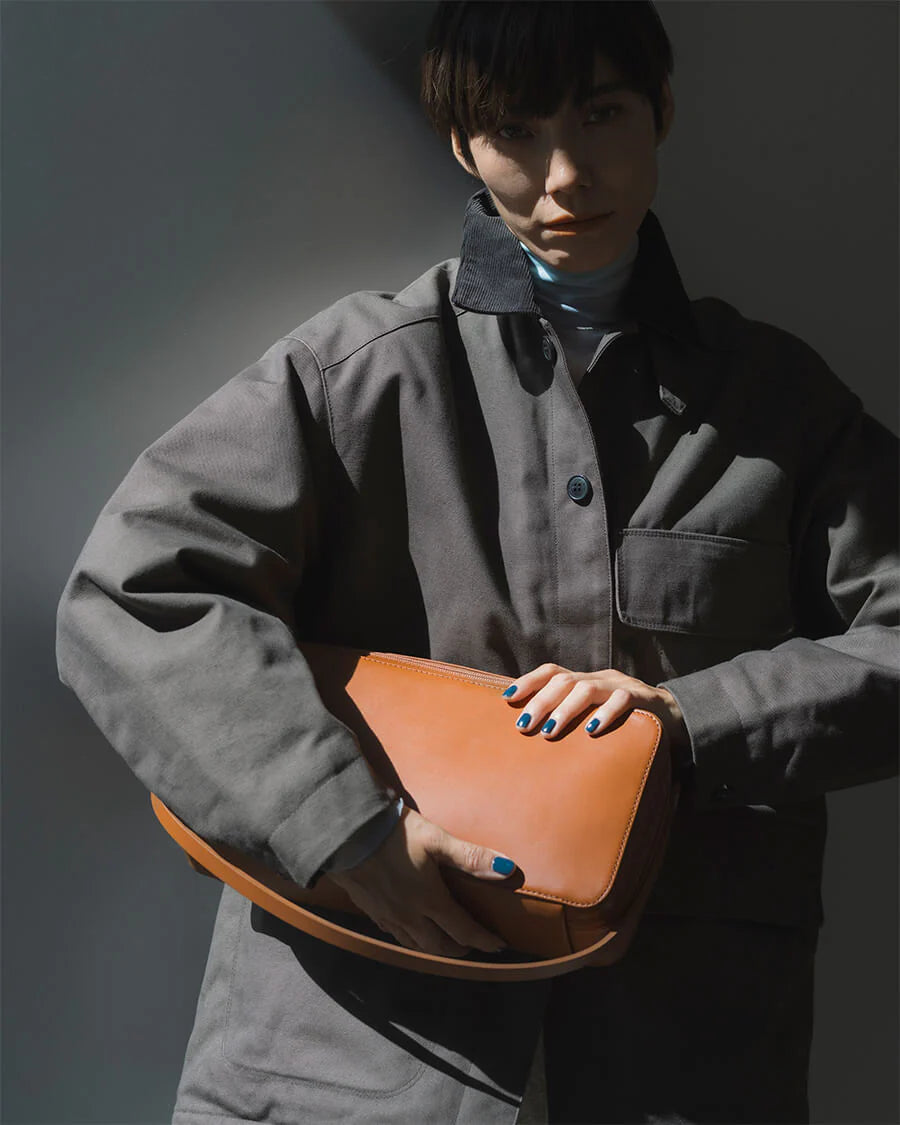 LEATHER SQUARE BAG MADE BY AETA