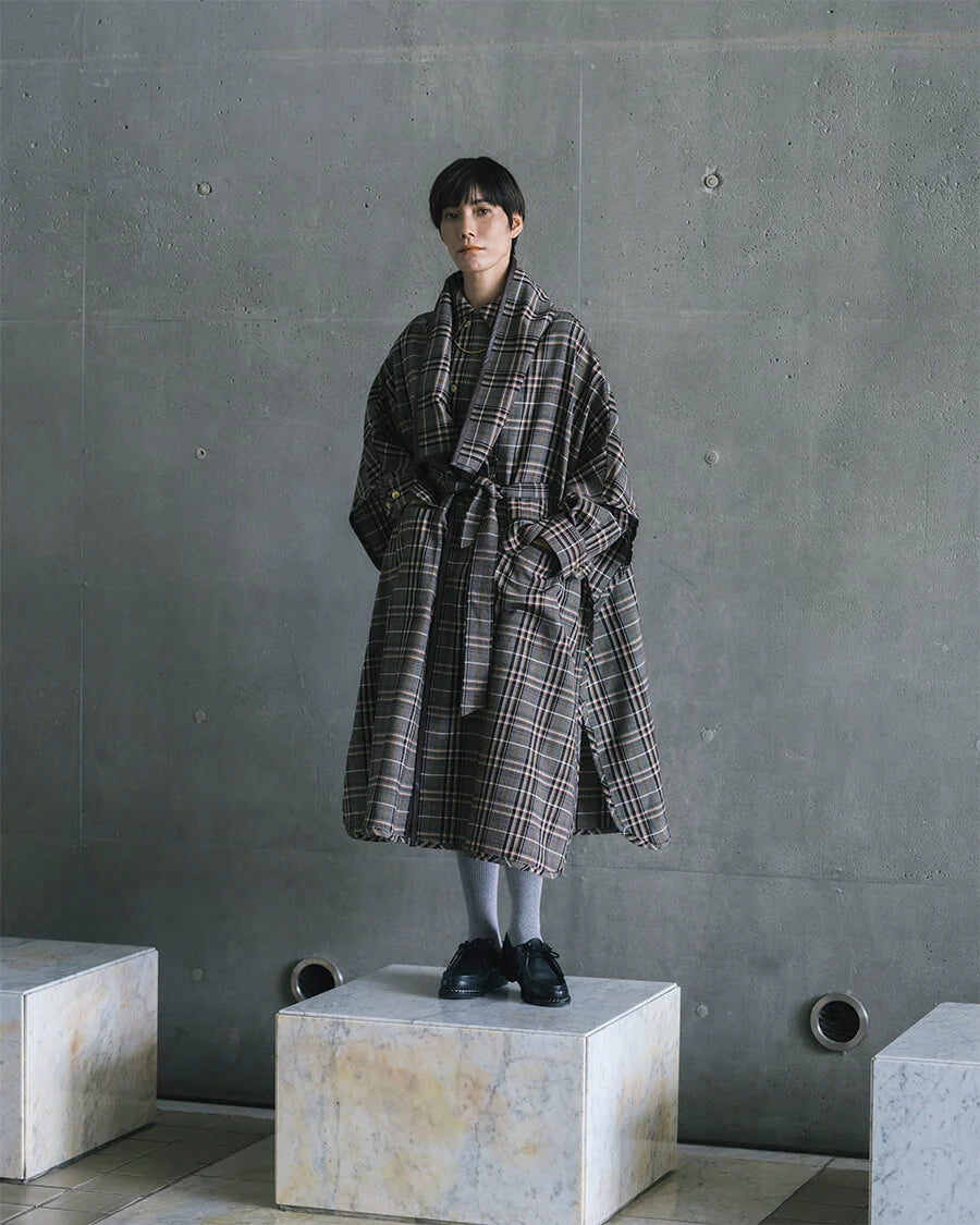 TRADITINAL PLAID CAPE