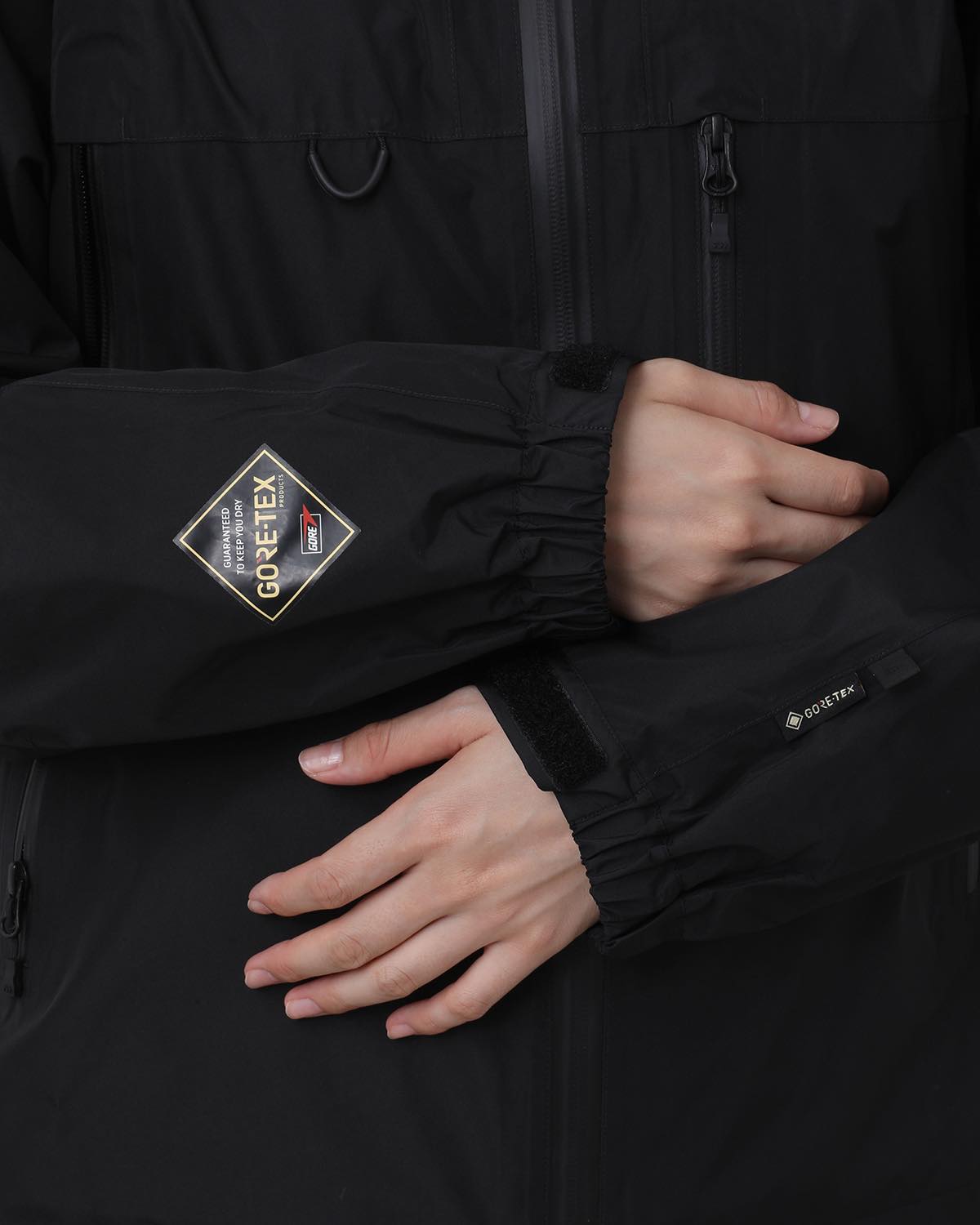 W's GORE-TEX TECH MIL SHELL JACKET