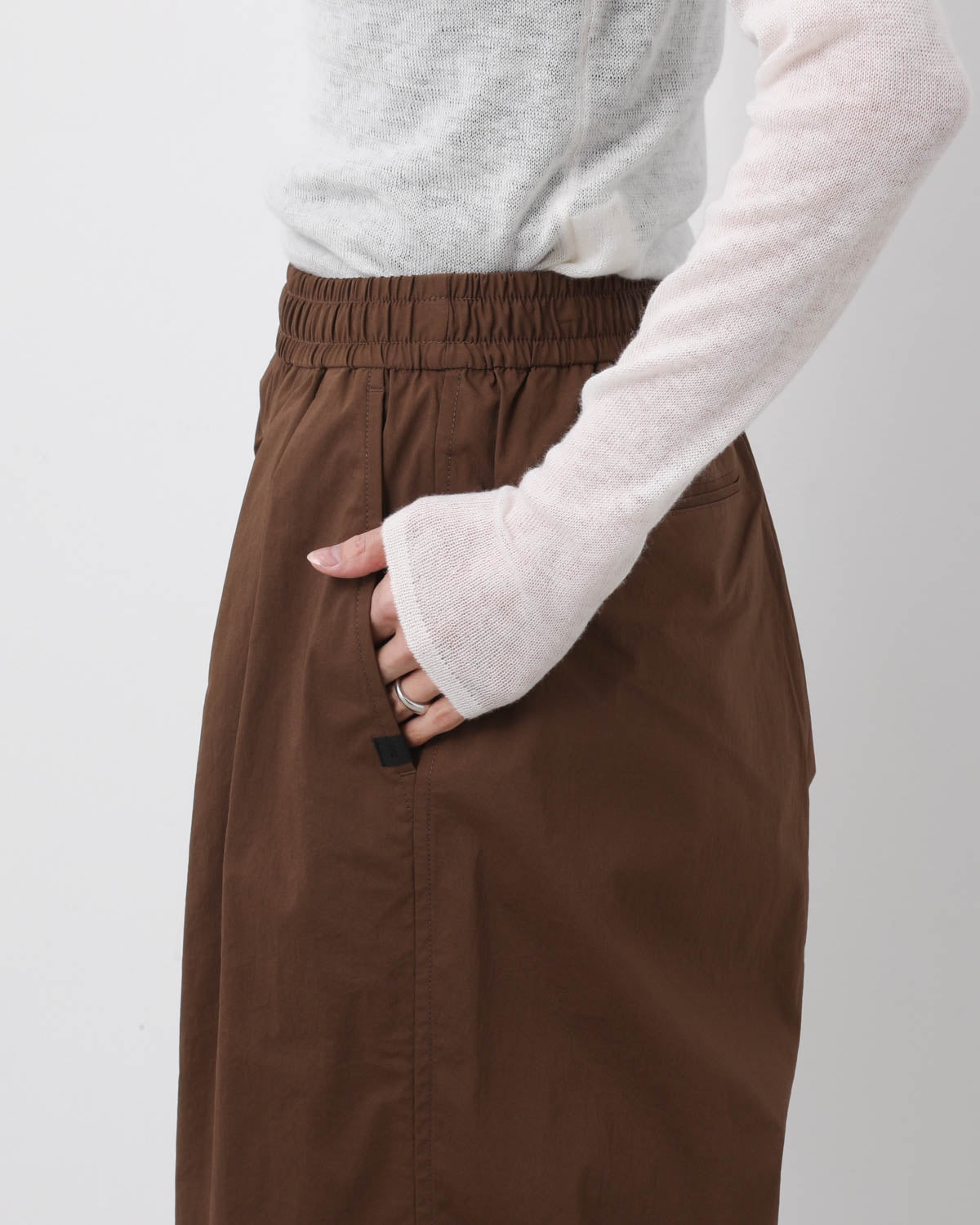 W's TECH EASY SHORTS