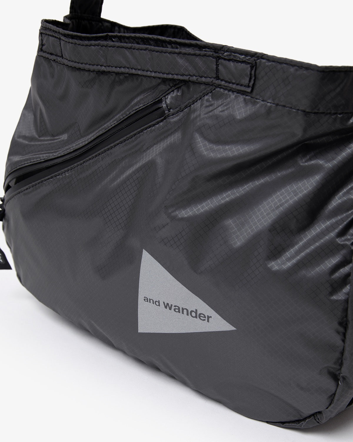 SIL SHOULDER BAG
