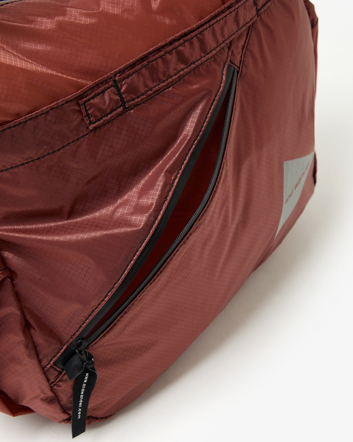 SIL SHOULDER BAG