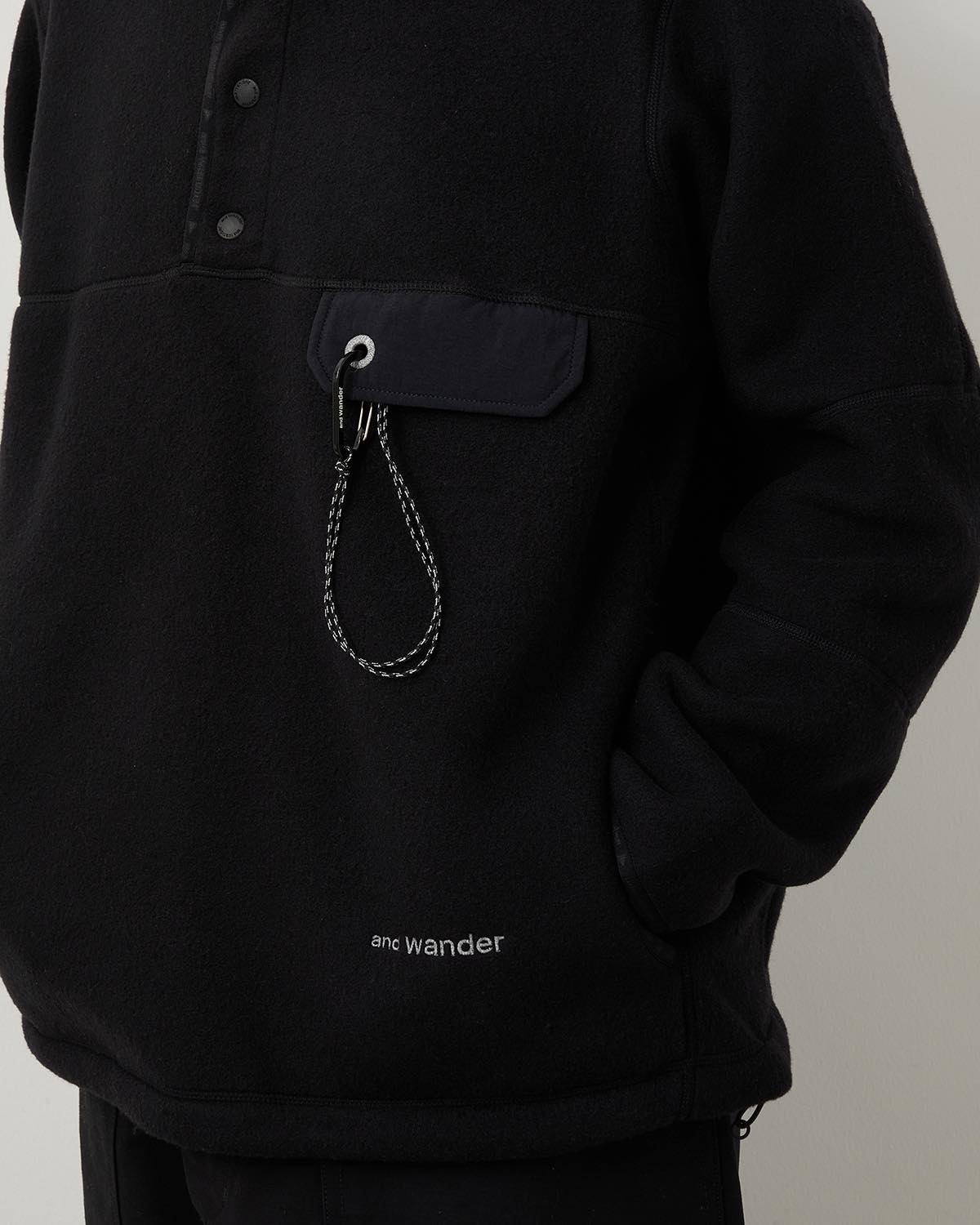 WOOL FLEECE PULLOVER