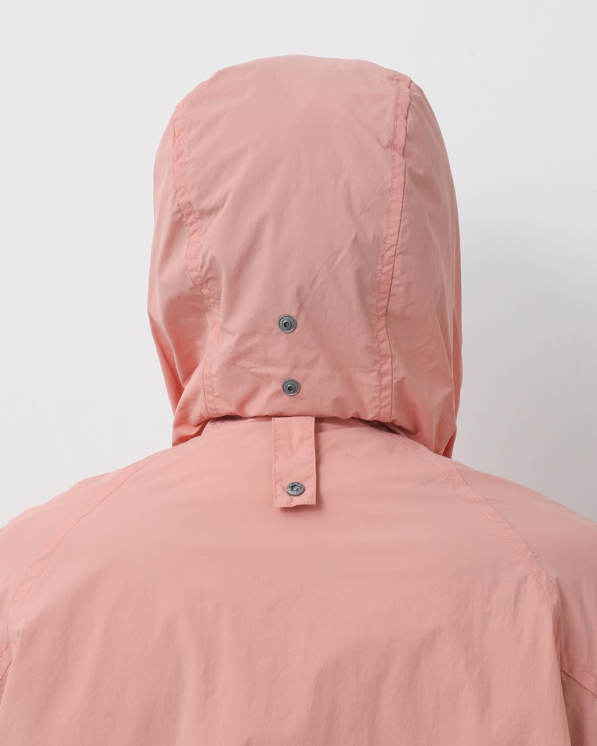 WATER REPELLENT LIGHT JACKET 2