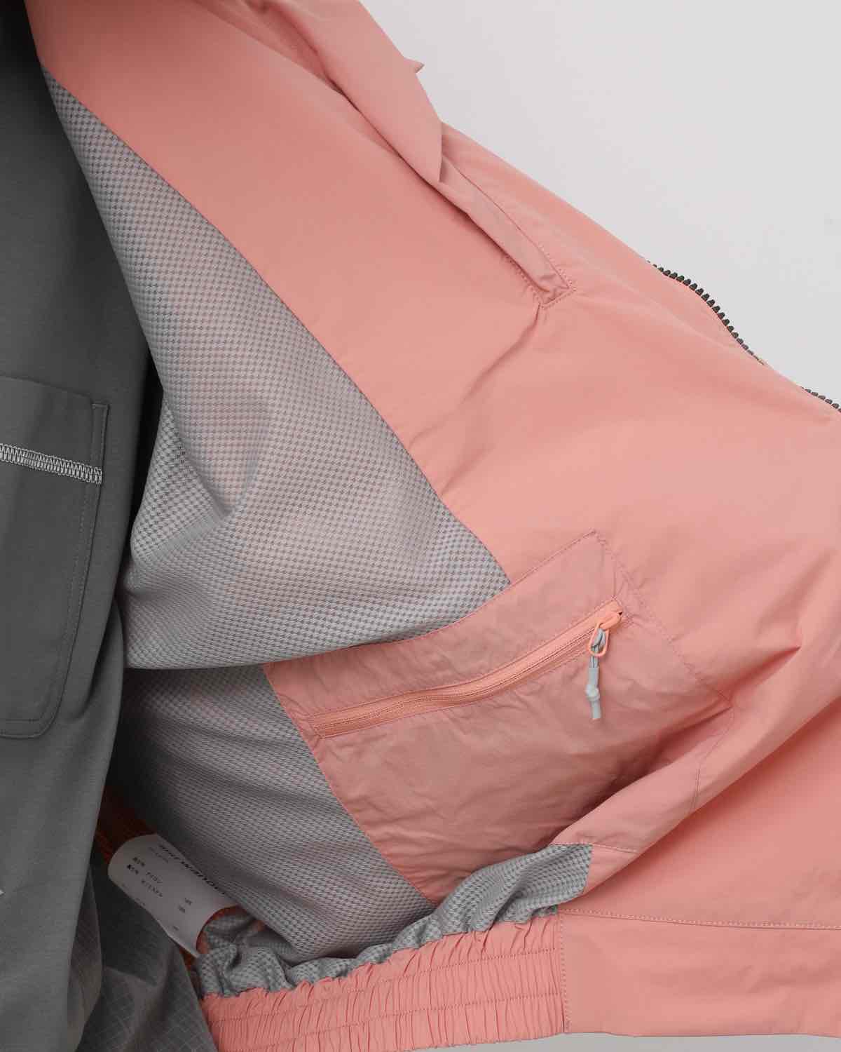 WATER REPELLENT LIGHT JACKET 2