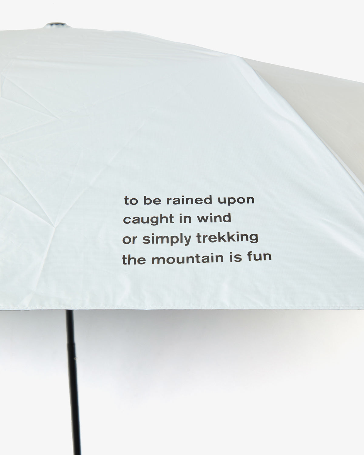 FOLDING UMBRELLA