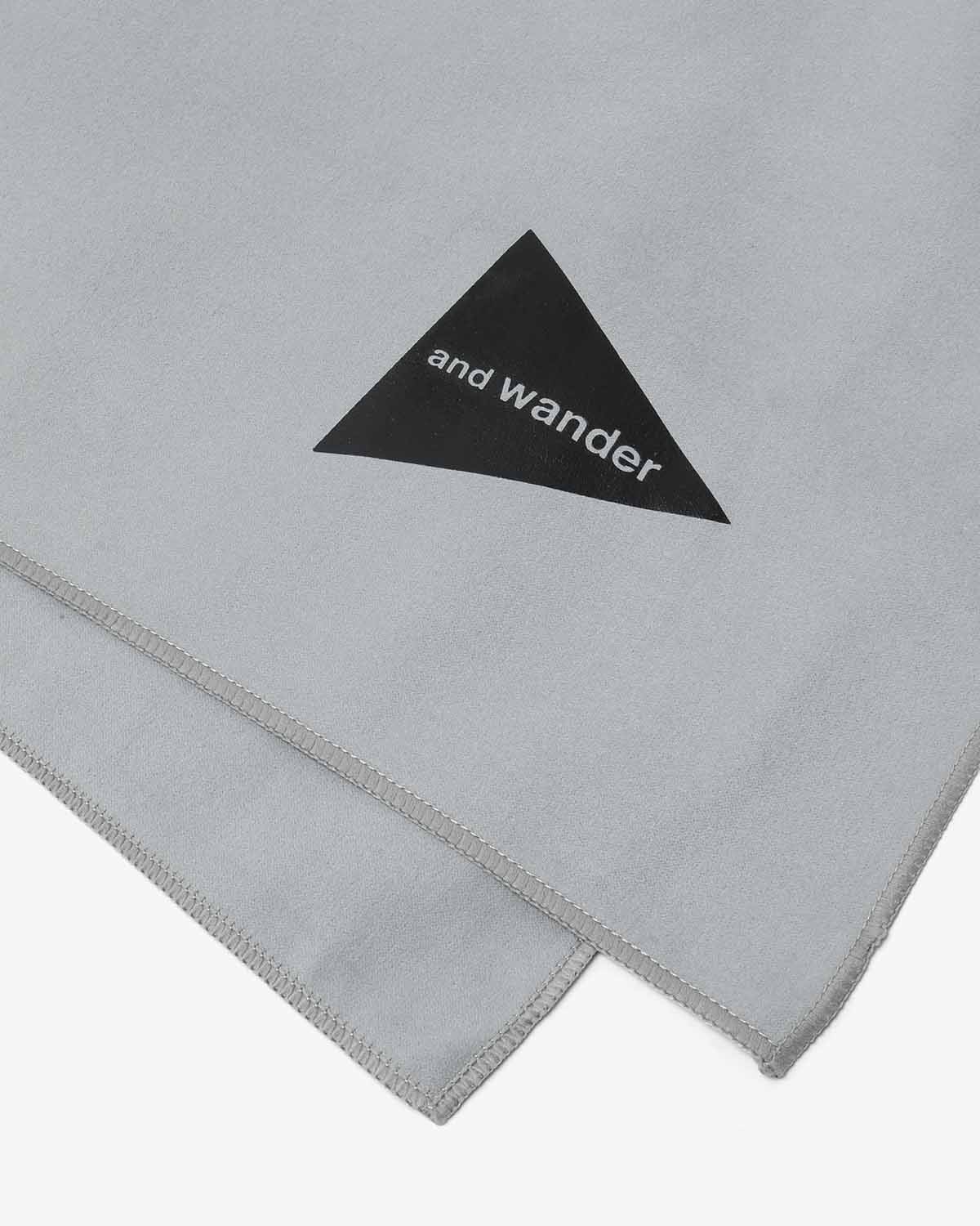 DRY TOWEL