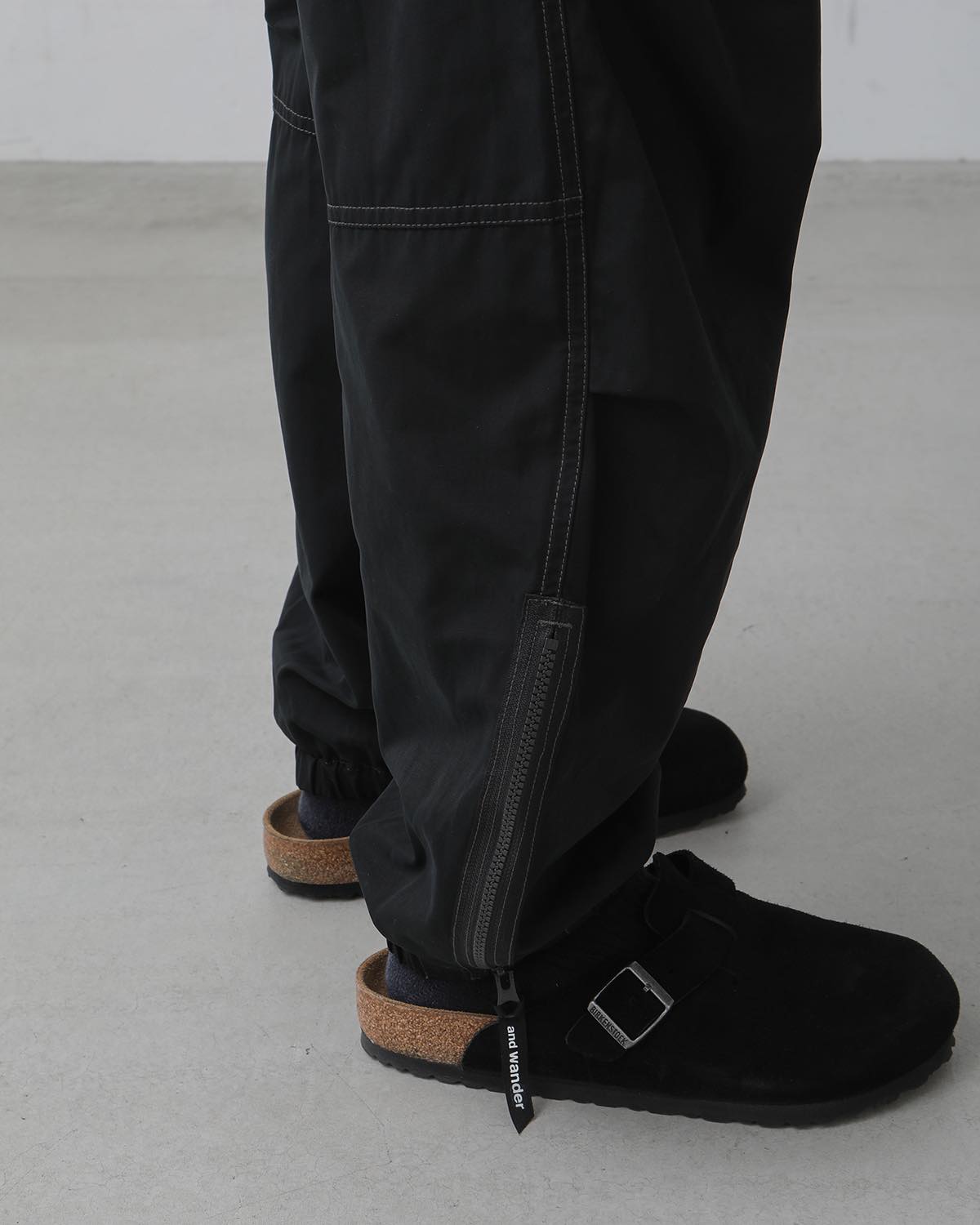 HIGH COUNT CLOTH SIDE ZIP HEM PANTS