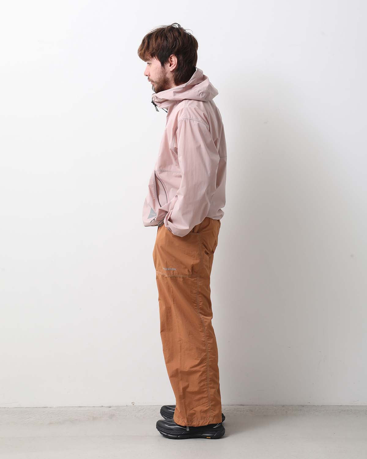 CRINKLED NYLON PANTS