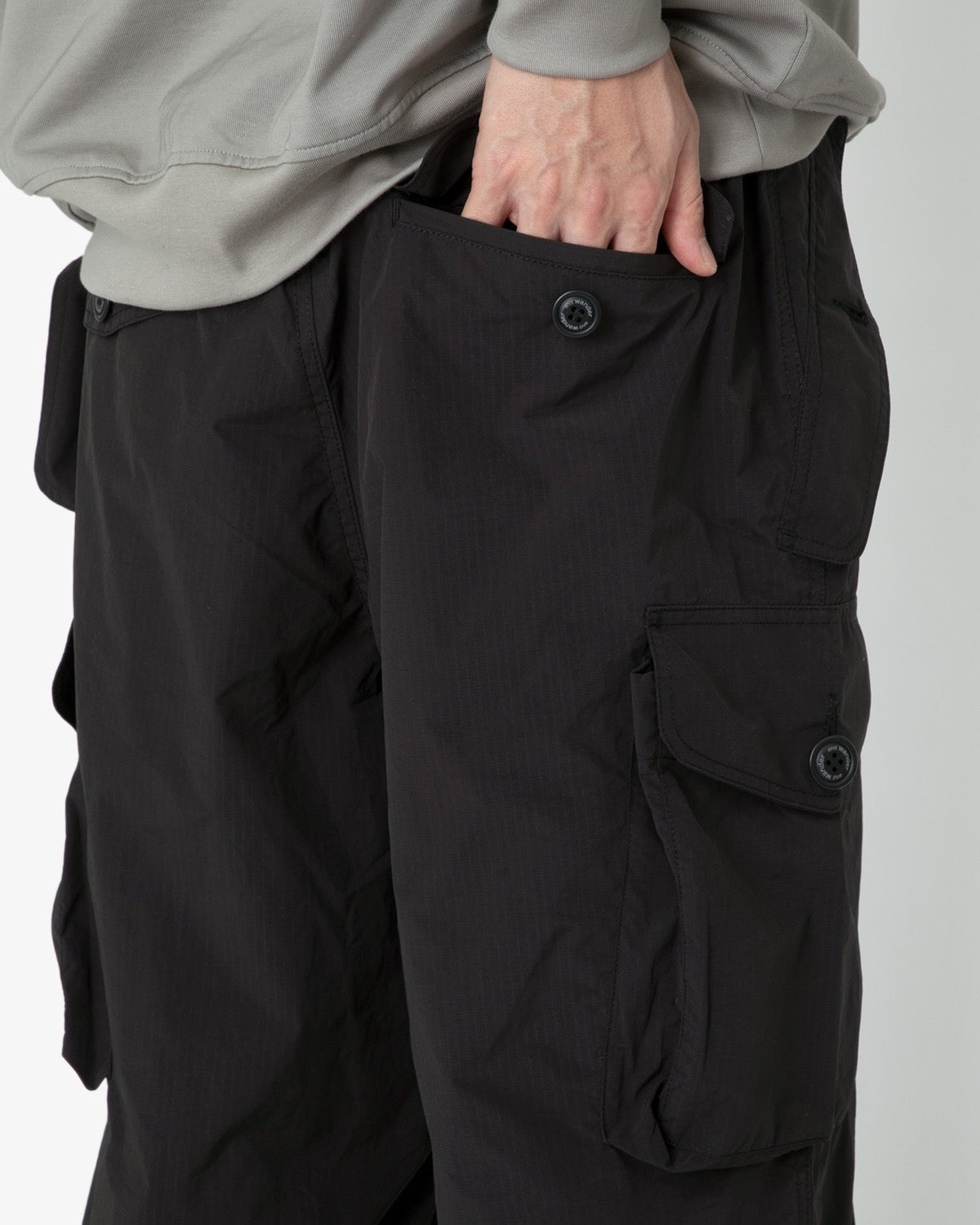 OVERSIZED CARGO PANTS