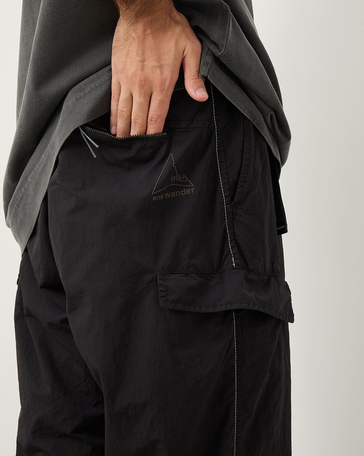 ROA GARMENT DYE NYLON PANTS