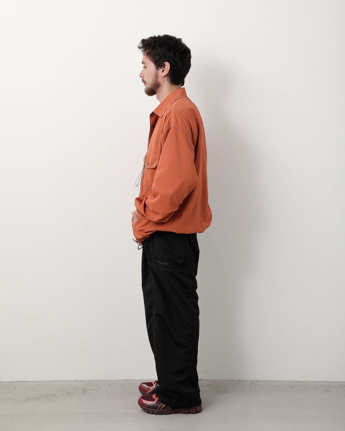 CRINKLED NYLON PANTS