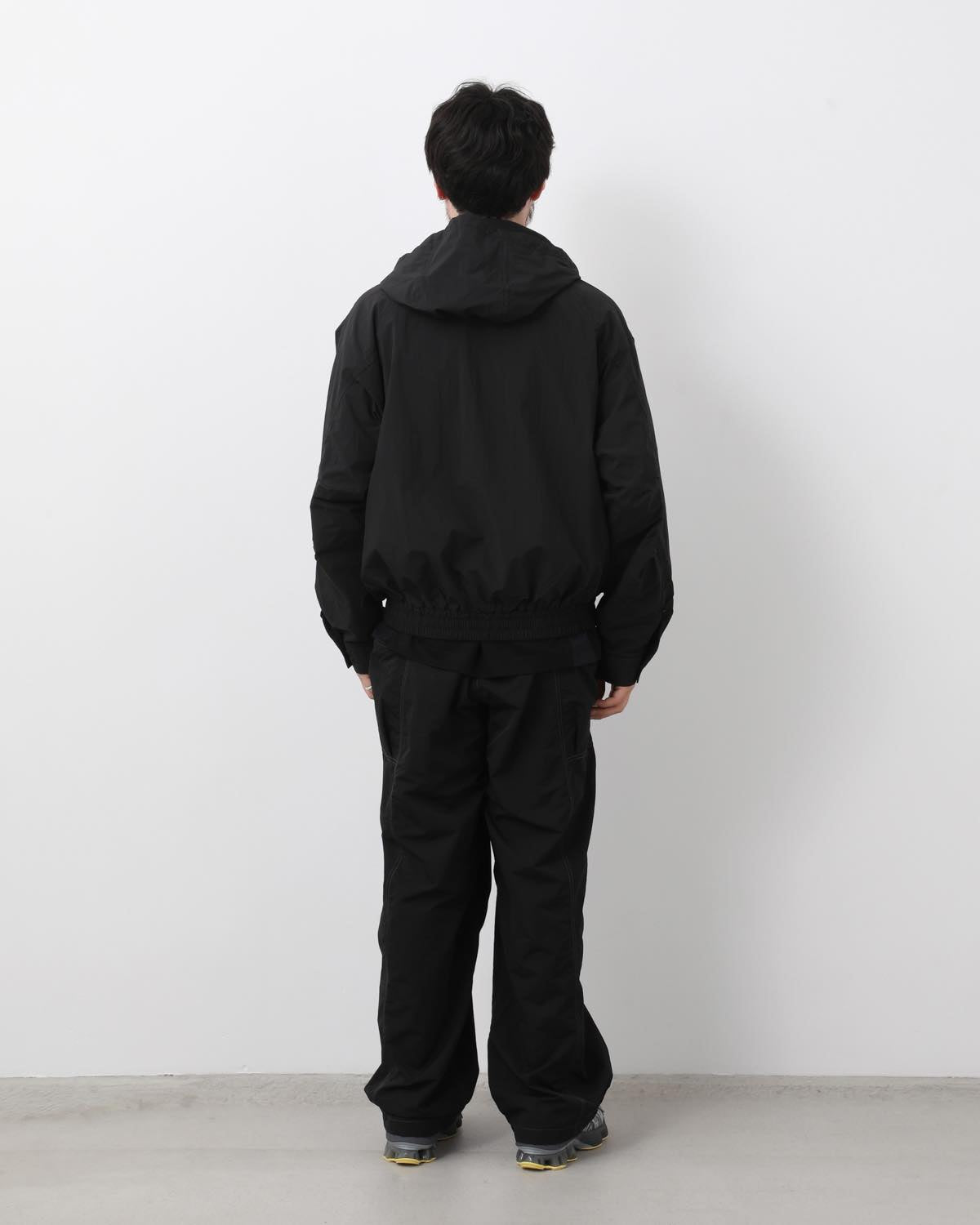 CRINKLED NYLON PANTS