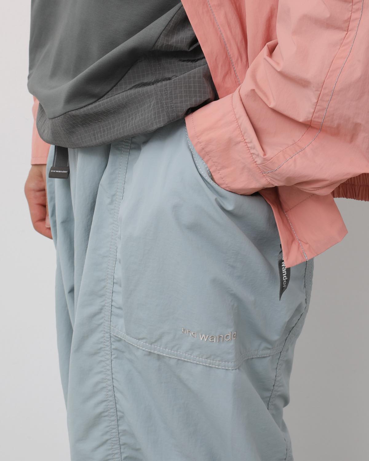 CRINKLED NYLON PANTS