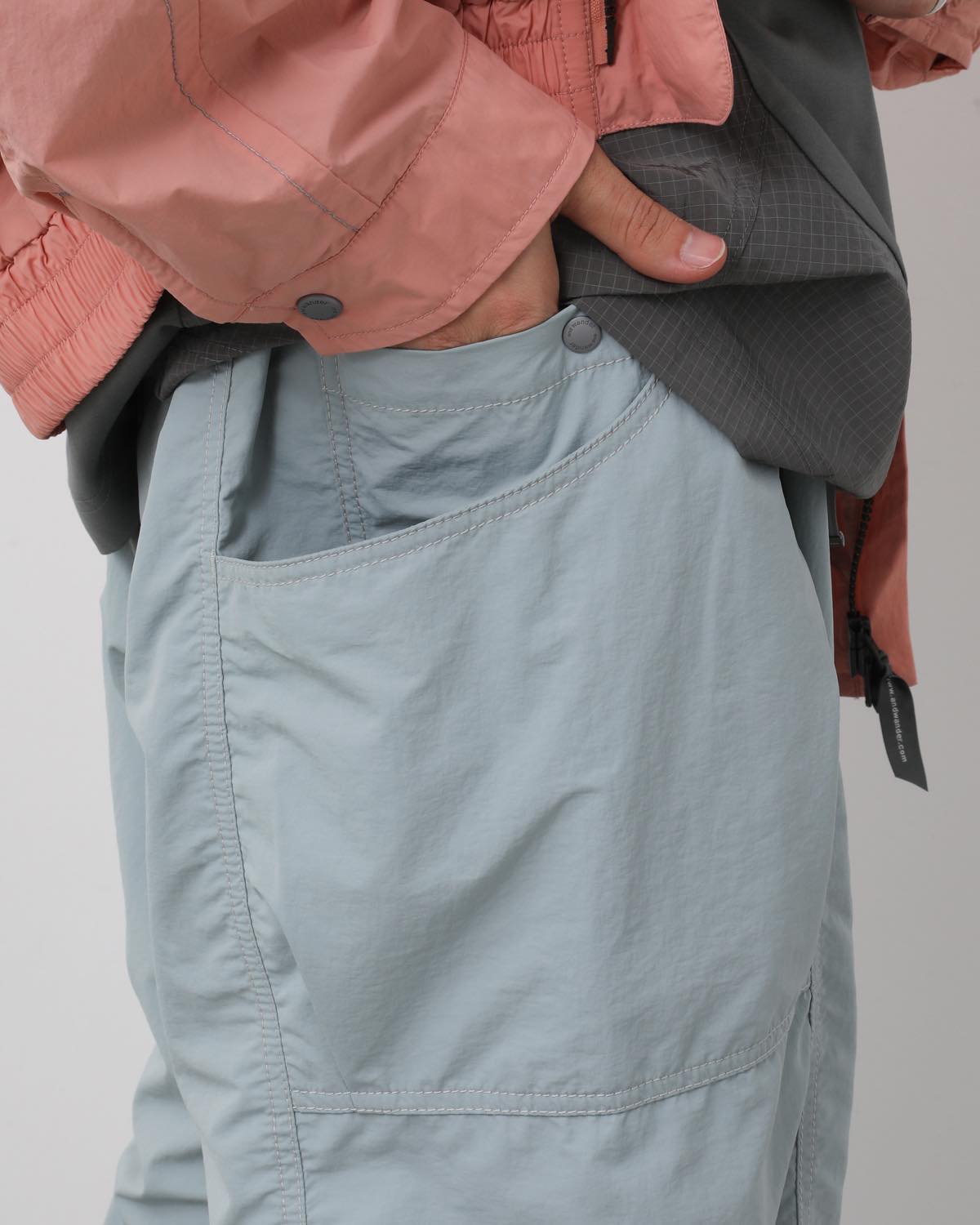 CRINKLED NYLON PANTS