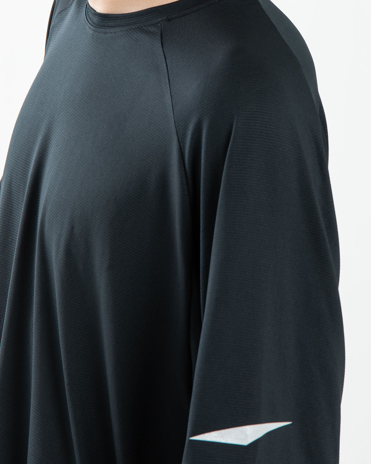 ALTRA × and wander SS T